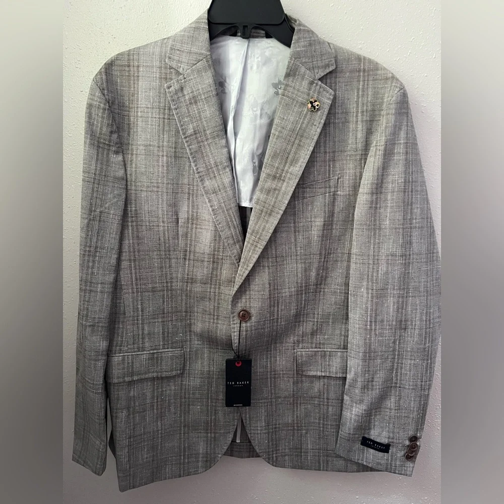 Ted Baker London nwt notch